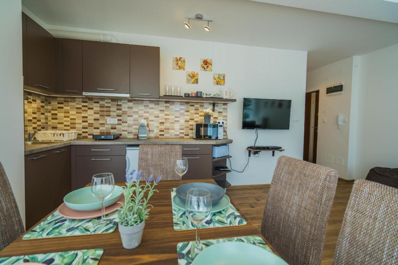 Gemini Apartments Siofok I., Iii. Екстер'єр фото