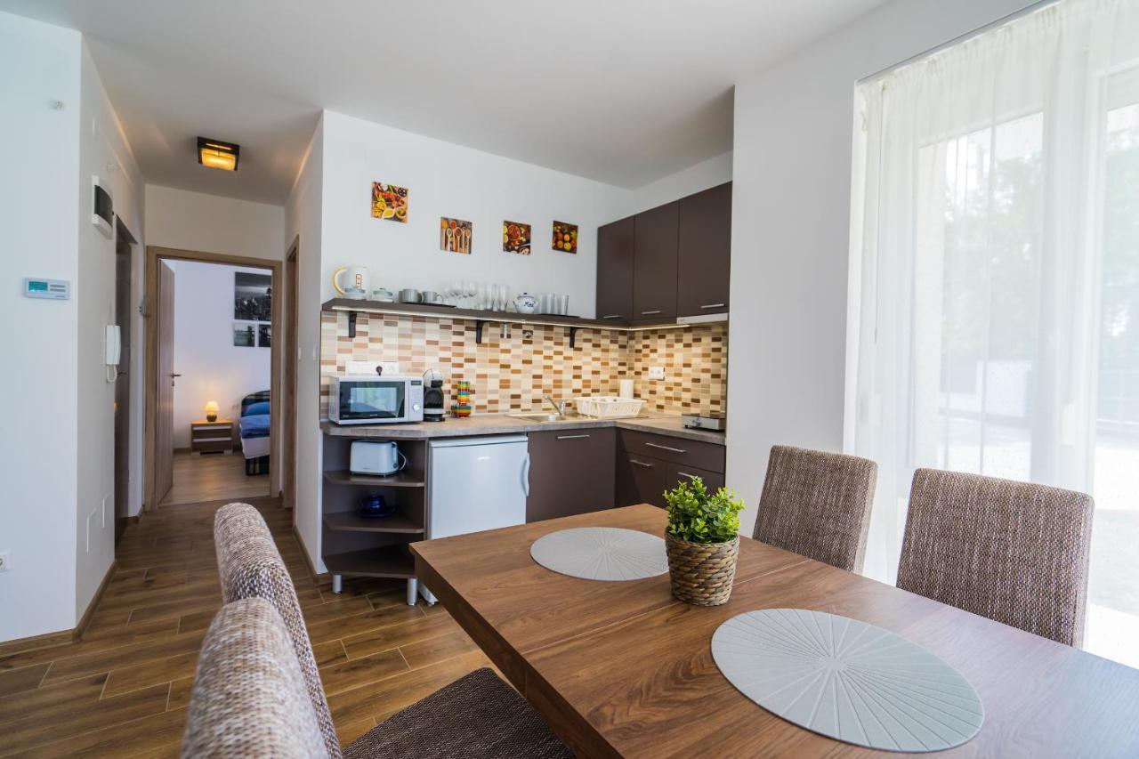 Gemini Apartments Siofok I., Iii. Екстер'єр фото