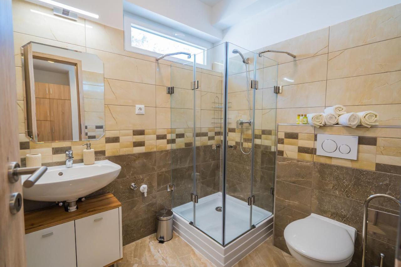 Gemini Apartments Siofok I., Iii. Екстер'єр фото