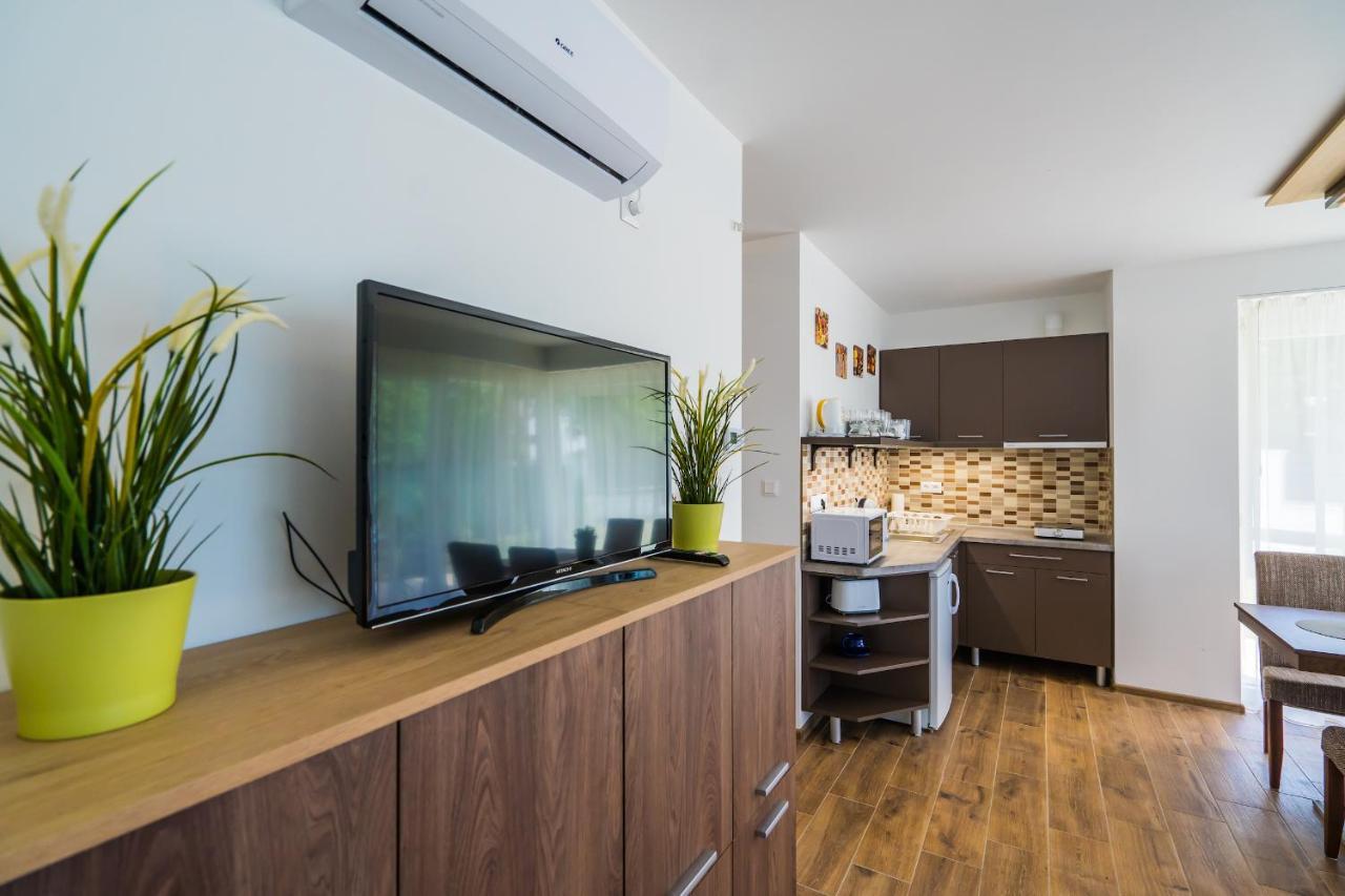 Gemini Apartments Siofok I., Iii. Екстер'єр фото