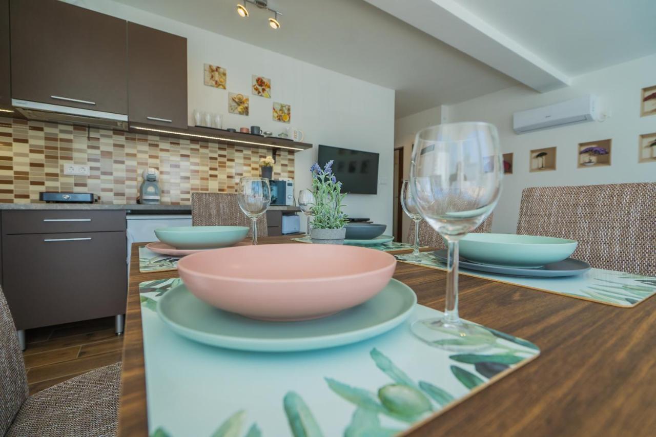 Gemini Apartments Siofok I., Iii. Екстер'єр фото