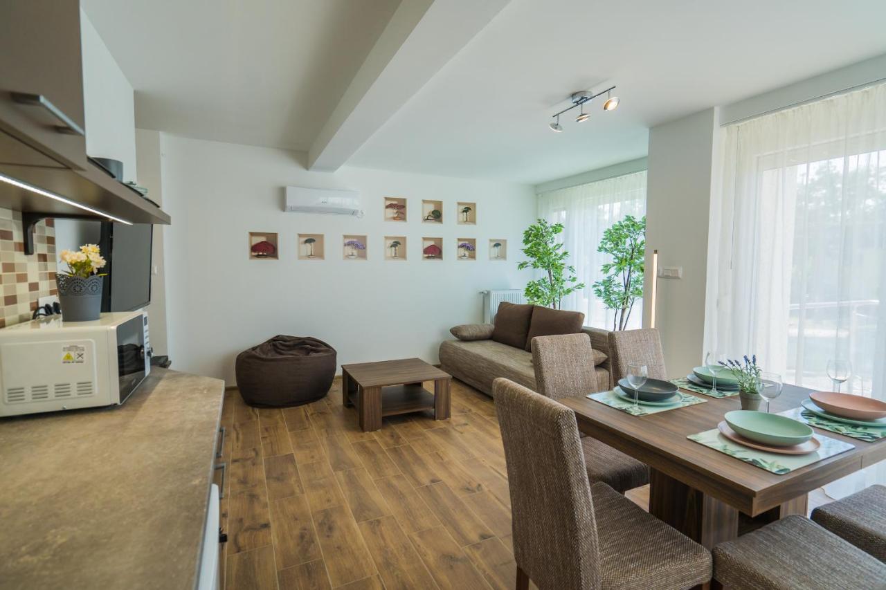 Gemini Apartments Siofok I., Iii. Екстер'єр фото
