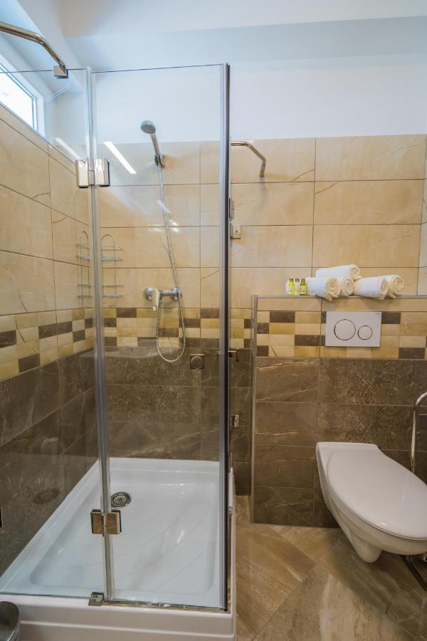 Gemini Apartments Siofok I., Iii. Екстер'єр фото